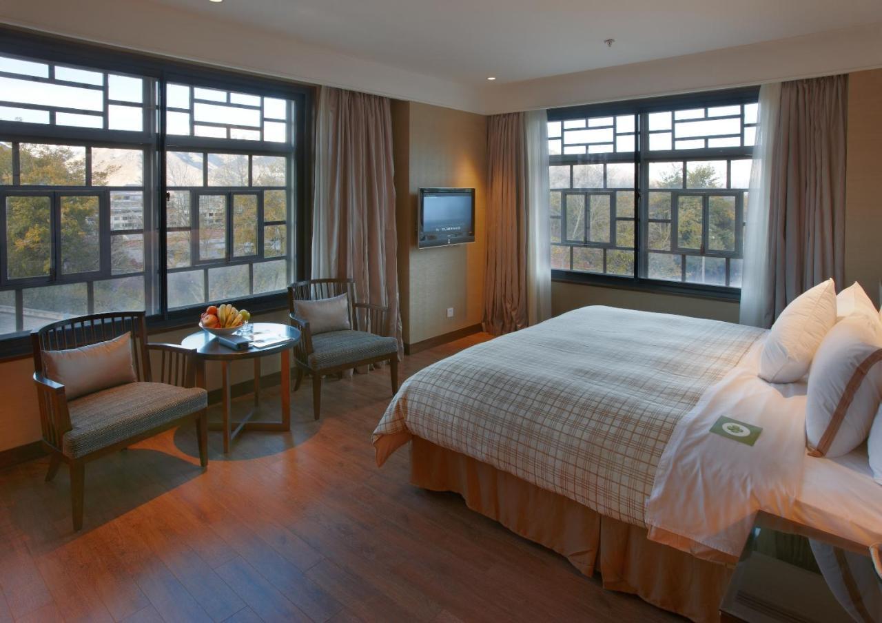 Four Points By Sheraton لاسا المظهر الخارجي الصورة
